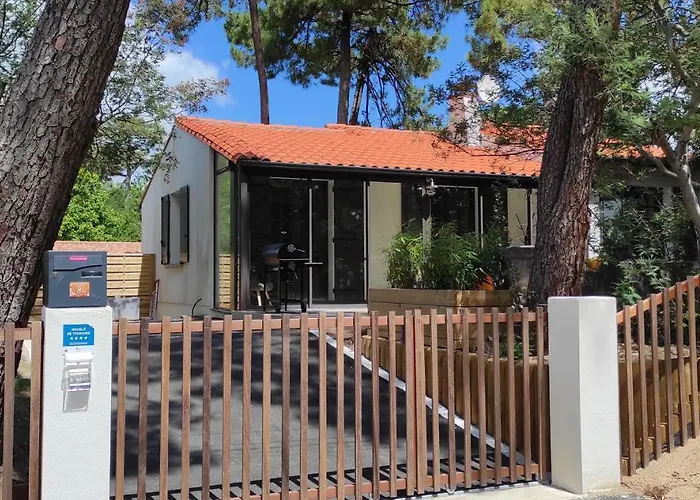 Maison Les Agathines Ronce-les-Bains